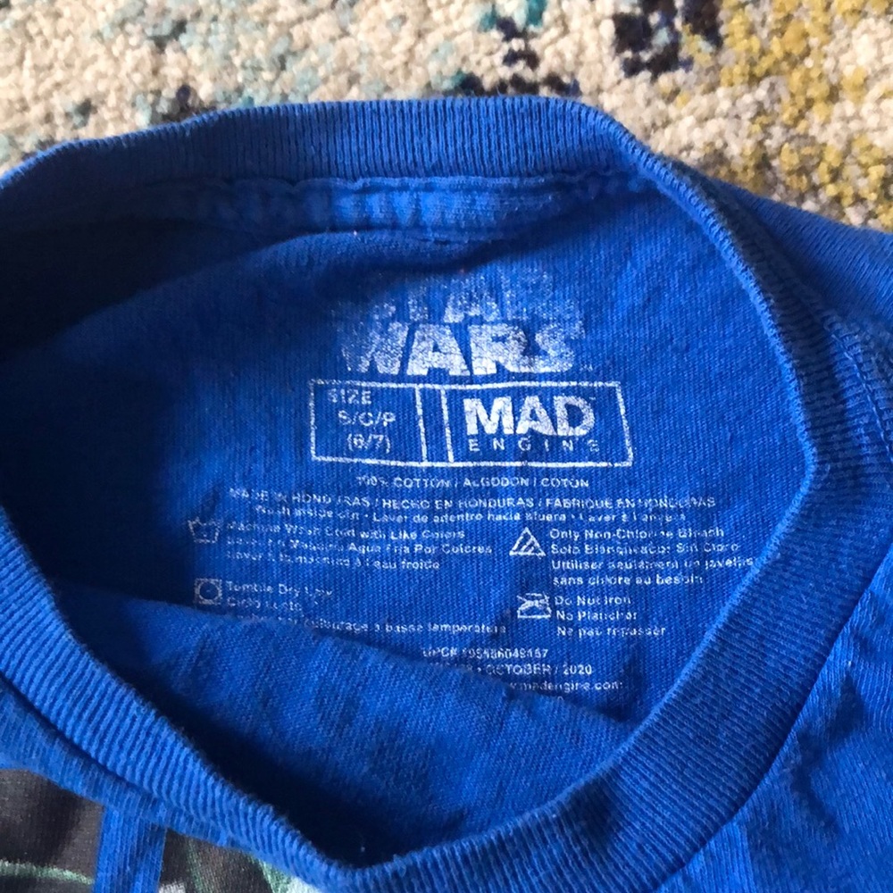 🧜🏼‍♀️3 for $15 item!🧜🏼‍♀️ Star Wars baby yoda tee - Picture 3 of 3